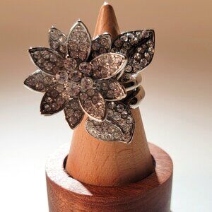 Flower And Leaves Rhinestone Silver Ring Size 7 Costume Jewelry Vintage